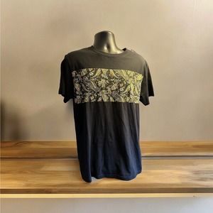 Men’s Consequence Brick Floral Paisley Cotton T-Shirt SZ M
